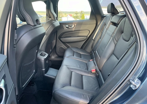 Volvo XC 60 cena 199900 przebieg: 25500, rok produkcji 2021 z Kołobrzeg małe 352